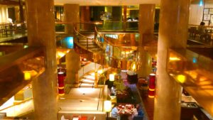 ヒルトン東京宿泊レビュー！新宿からアクセス抜群！部屋もハイセンス！